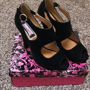 Black Peep Toe Pumps